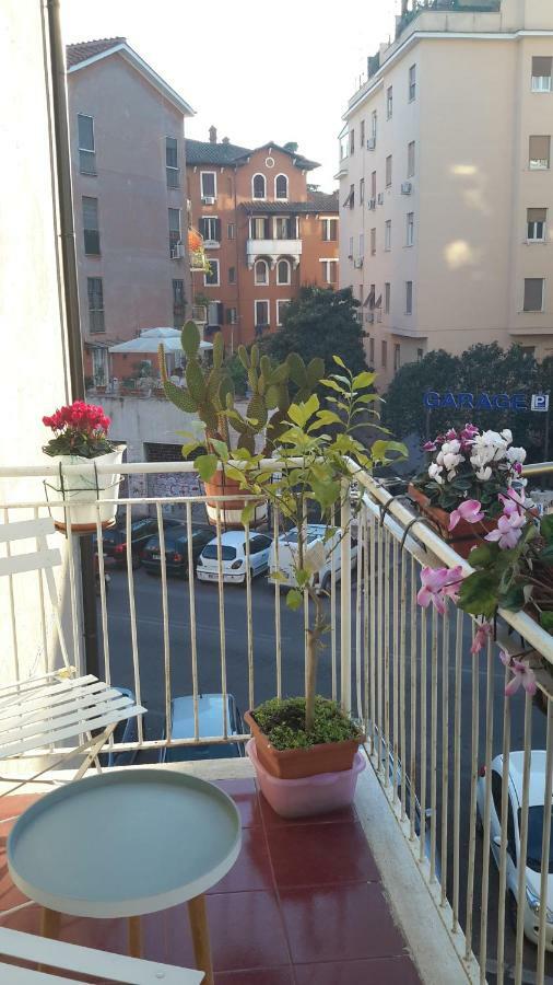 רומא Le Tre Sorelle B&B Garbatella מראה חיצוני תמונה