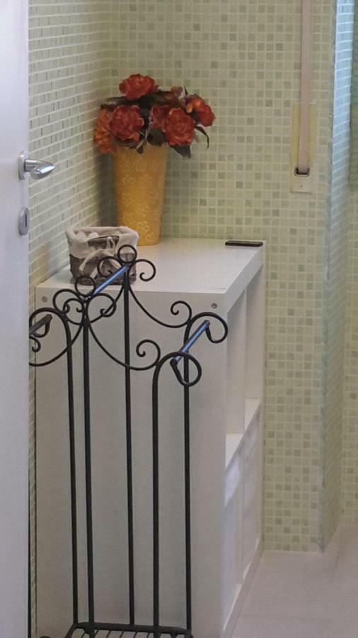 רומא Le Tre Sorelle B&B Garbatella מראה חיצוני תמונה